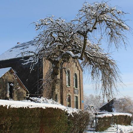 Villa L'ancienne école d'Erpigny Érezée Exterior foto