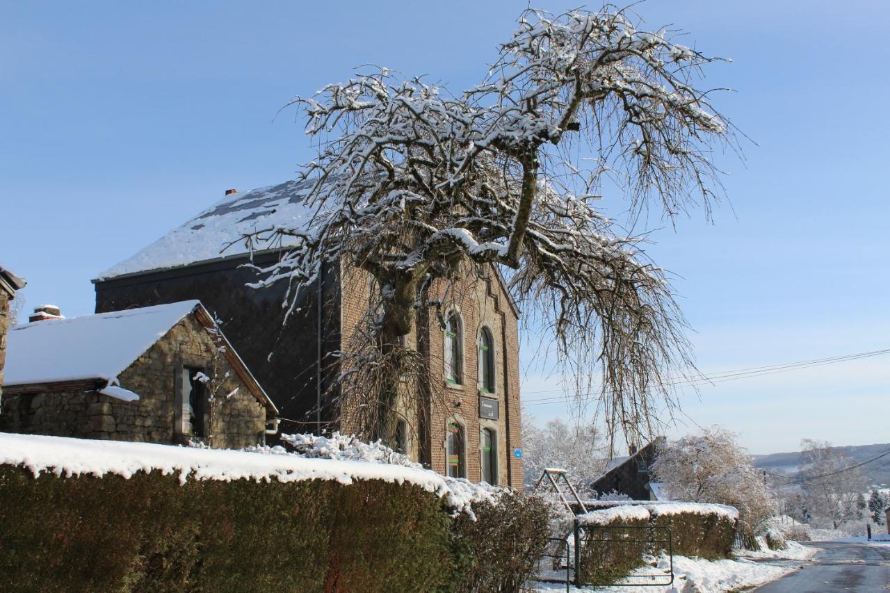 Villa L'ancienne école d'Erpigny Érezée Exterior foto
