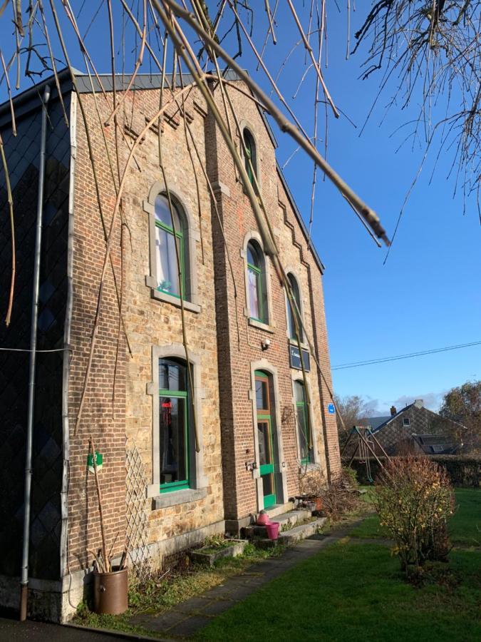 Villa L'ancienne école d'Erpigny Érezée Exterior foto