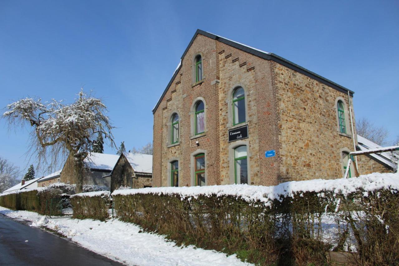 Villa L'ancienne école d'Erpigny Érezée Exterior foto